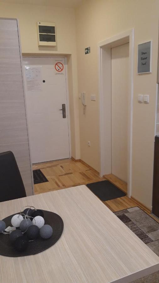 Apartman Studio Niki Subotica Luaran gambar